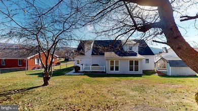 1560 Beacon St, Keyser, WV 26726 - photo 4