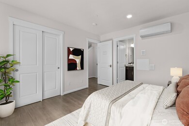 19345 NE 69th Cir unit 106, Redmond, WA 98052 - photo 7