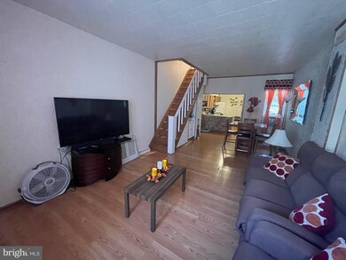 1017 N 10th St, Reading, PA 19604 - photo 3