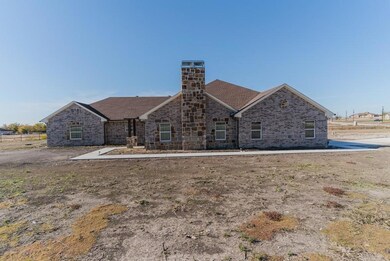 3001 Jolene Ct, Springtown, TX 76082 - photo 2