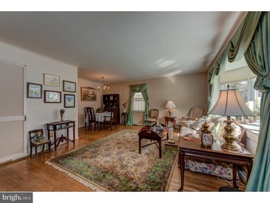 509 Bradford Rd, Oreland, PA 19075 - photo 6