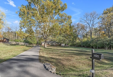 300 Kemper Dr S, Madison, TN 37115 - photo 3