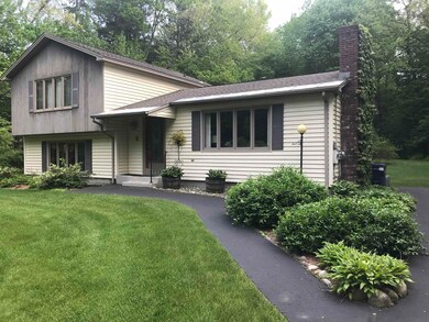 25 Brook Rd, Litchfield, NH 03052 - photo 2