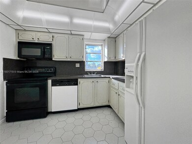 Coastal Vii Apartments Inc unit 206, Hallandale Beach, FL 33009 - photo 6