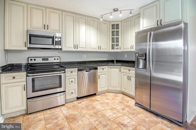 1528 Marlborough Ct, Crofton, MD 21114 - photo 4