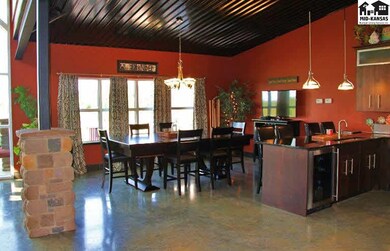 1536 Iron Horse Rd, Mc Pherson, KS 67460 - photo 3