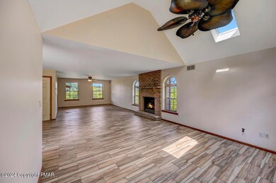 2242 Hill Rd, Effort, PA 18330 - photo 6