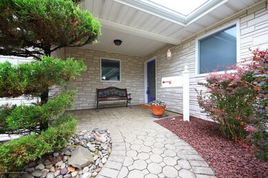 77 Fordham Dr, Matawan, NJ 07747 - photo 4