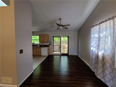 1000 Post Rd, Warwick, RI 02888 - photo 6
