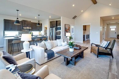 Trailside-Wentworth-GreatRoom-2