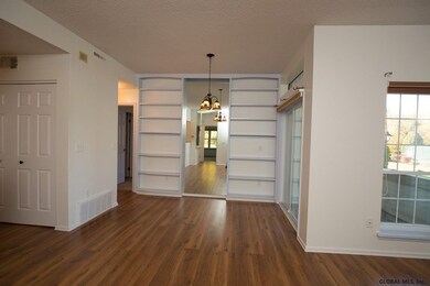 112 Hampton Place Blvd, Troy, NY 12180 - photo 7