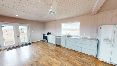 8535 Marana Rd SE, Deming, NM 88030 - photo 3