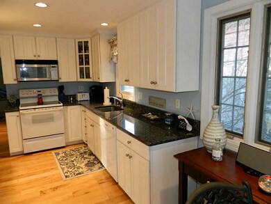 33 E Burdick St, Charlestown, RI 02813 - photo 6