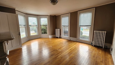 42 S Main St unit Right, Uxbridge, MA 01569 - photo 4