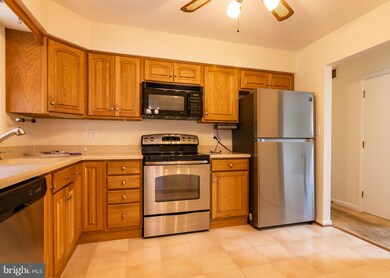 6009 Crossway Ct, Sykesville, MD 21784 - photo 3