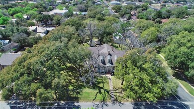 1111 N Adams St, Beeville, TX 78102 - photo 6