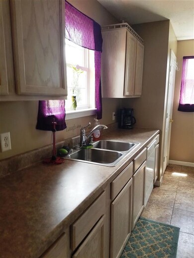 230 Shelbyville Mills Rd, Shelbyville, TN 37160 - photo 6