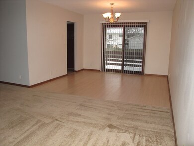 Dining Area - laminate flooring