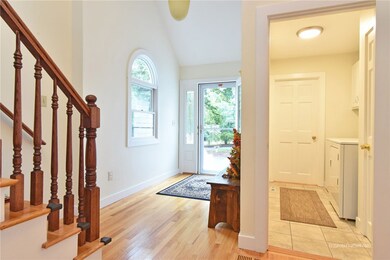 709 Division Rd, East Greenwich, RI 02818 - photo 4