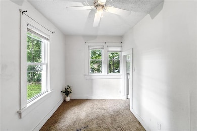 2613 SE 6th St, Des Moines, IA 50315 - photo 6