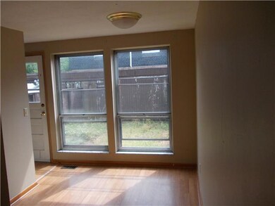 5460 Rockwood Ct, Columbus, OH 43229 - photo 4