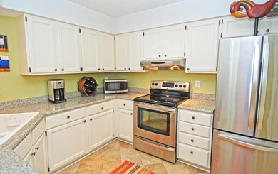 MLS4_DSC_0044_kitchen 1_fxed