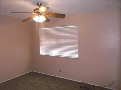 10229 Dunbarton Dr, El Paso, TX 79925 - photo 6