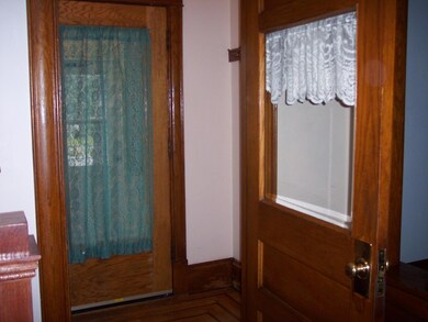 Front door<|><|>