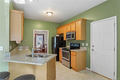 11212 Gadwell Landing Ct, Chesterfield, VA 23831 - photo 5
