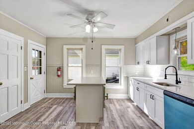 08-Kitchen