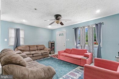 187 Old Centreville Rd, Manassas Park, VA 20111 - photo 7