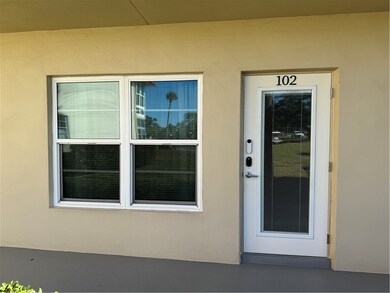 55 Woodland Dr unit 102, Vero Beach, FL 32962 - photo 3