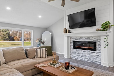 1301 N Main St, Amherst, OH 44001 - photo 7