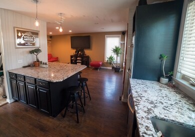 4432 Emerson Ave, Schiller Park, IL 60176 - photo 7