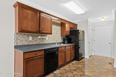 7030 Shutesbury Cir-16 (1)