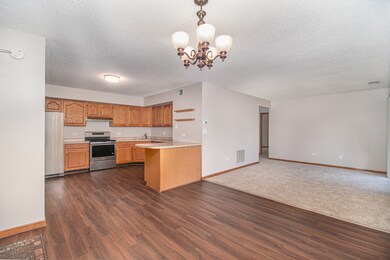 109 Caterpillar Dr unit 3B, Joliet, IL 60436 - photo 5