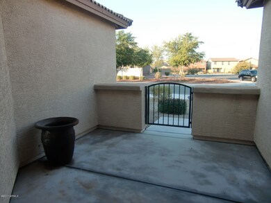 front courtyard view to street