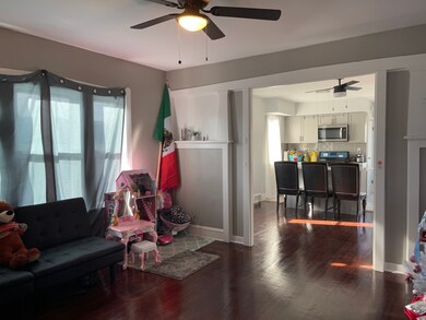 24 N Victory St, Waukegan, IL 60085 - photo 6