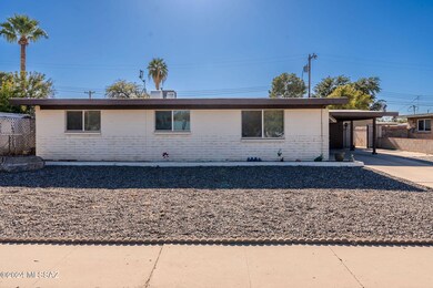 1033 W Lind St, Tucson, AZ 85705 - photo 2