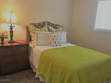 6547 Bo Peep Dr N, Jacksonville, FL 32210 - photo 2