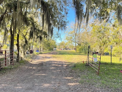 311 County Road 488, Sweeny, TX 77480 - photo 4