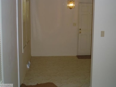 Breakfast. Breakfast area in kitchen.