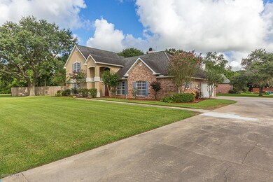 222 Revere - Vacant-9353