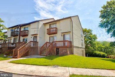 11323 Laurelwalk Dr, Laurel, MD 20708 - photo 2