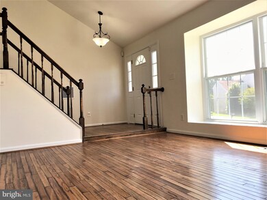 3637 Paoli Ct, Chantilly, VA 20151 - photo 2