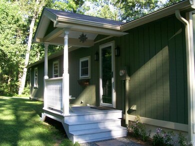 7145 Corning Rd, Zionsville, PA 18092 - photo 2