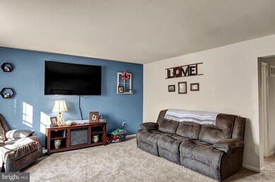 1019 Fredrick Blvd, Reading, PA 19605 - photo 3