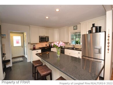 310 Barkley Dr, Fayetteville, NC 28303 - photo 6