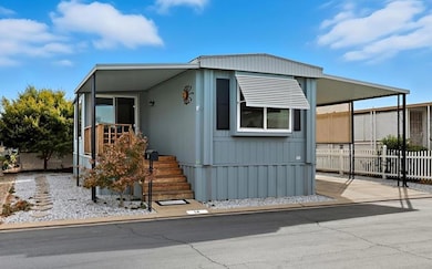 2240 Golden Oak Spc 14 Ln, Merced, CA 95341 - photo 2