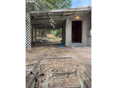 115 Main St, Wishram, WA 98673 - photo 6